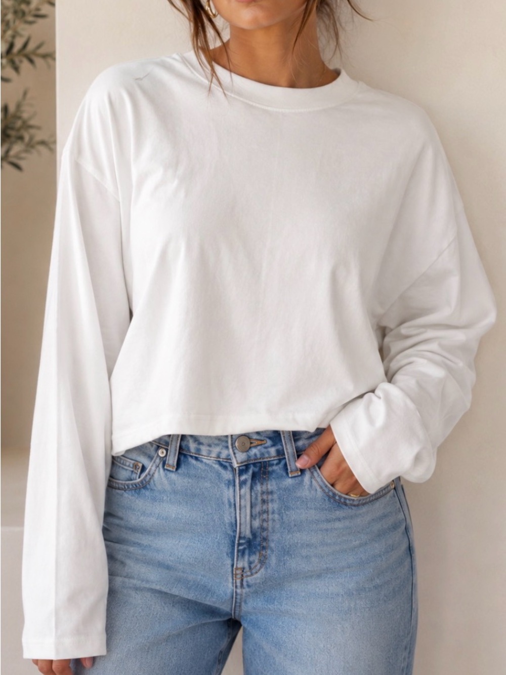 Lioness White Cropped Long-Sleeve Tee